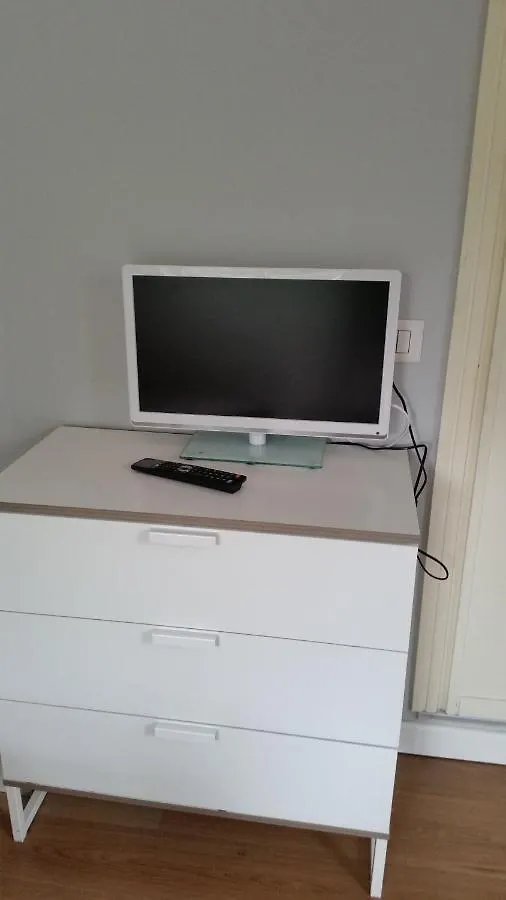 Gira Guest House Como 0*,