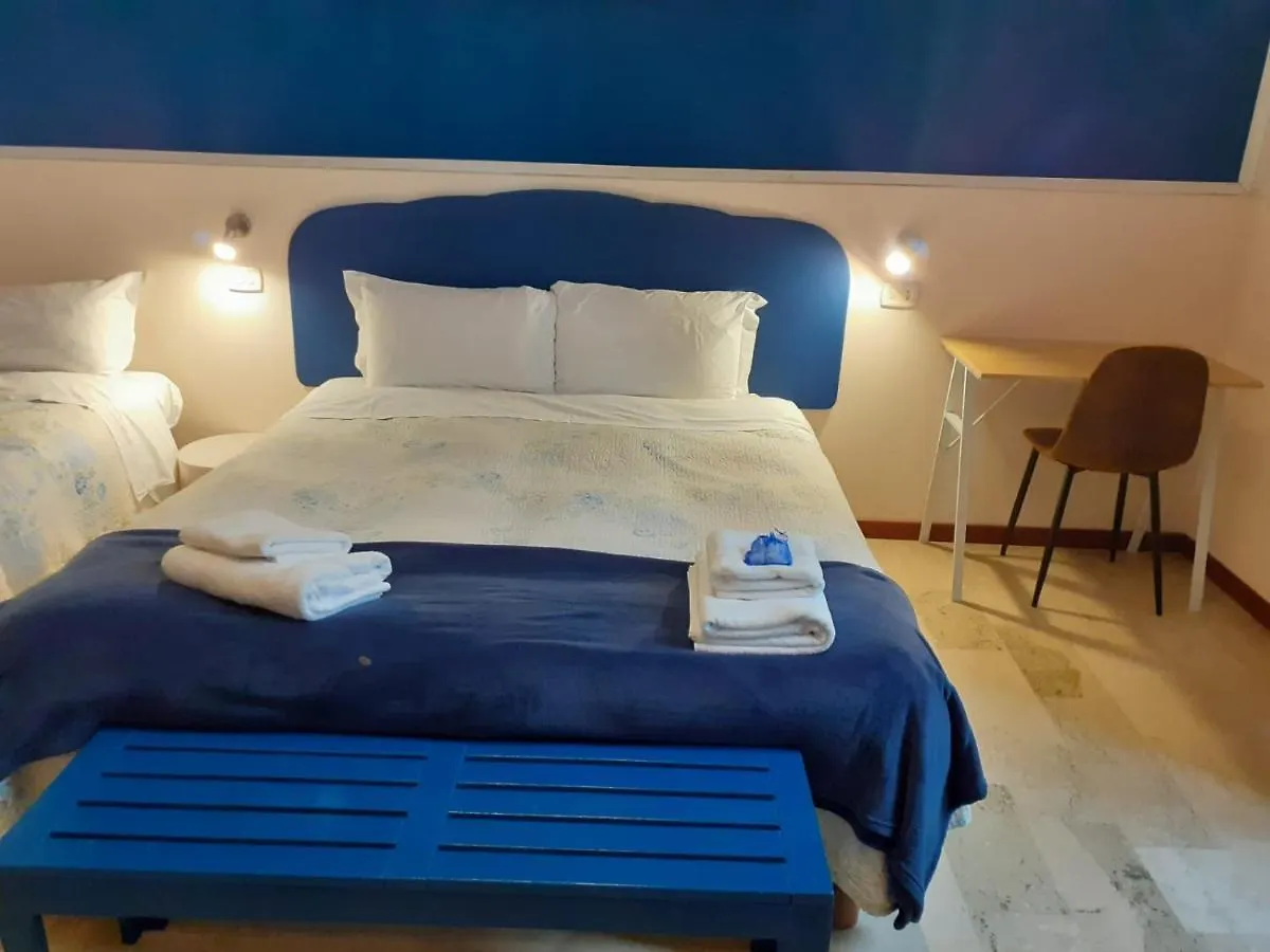 Gira Guest House Como