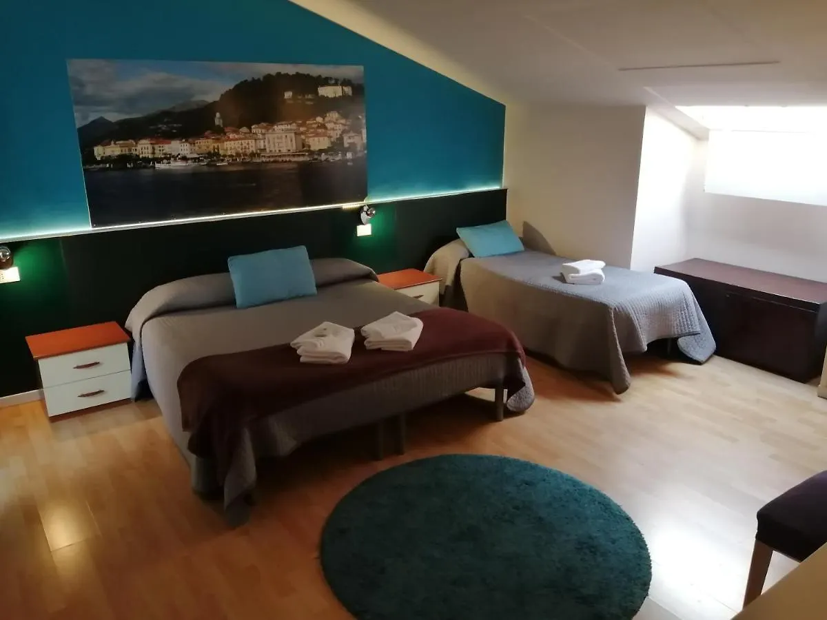 Gira Guest House Como